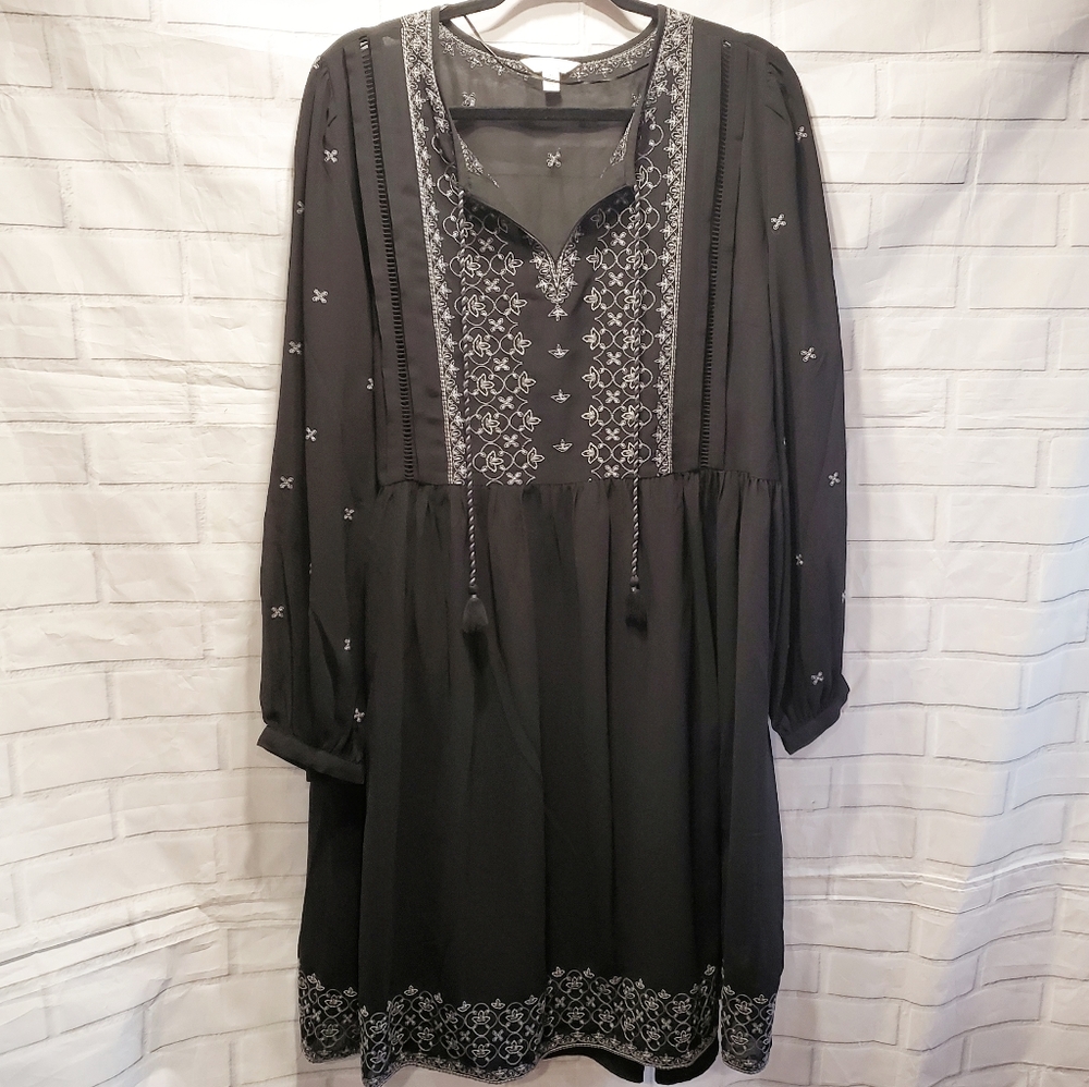 Embroidered  Black Peasant Style Dress Boho Chic
